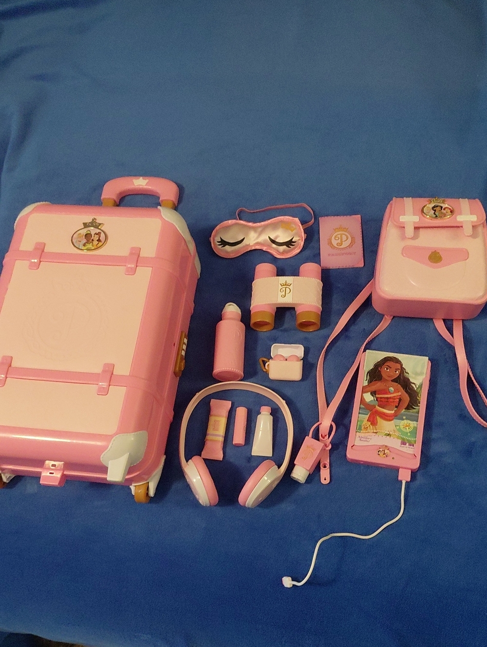 Disney Princess Style Collection. Suitcase, Backpack And Accessories